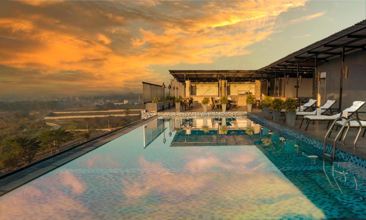 The Elite Narasapura, A Member Of Radisson Individuals Hotel Exterior photo